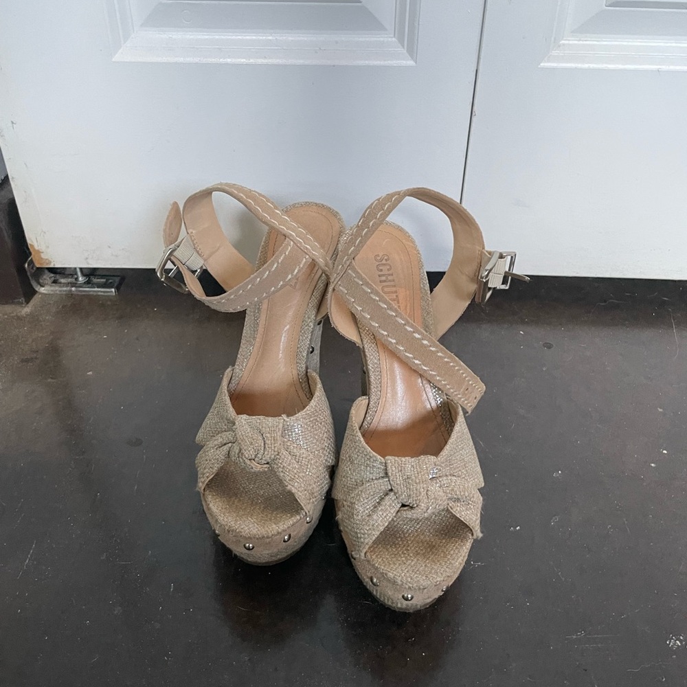 Schutz wedge